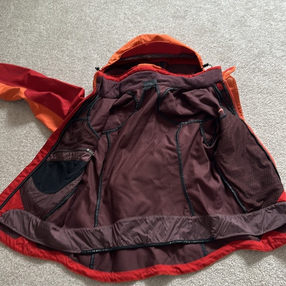 Patagonia Women’s Winter jacket, shell - Picture 10 of 10